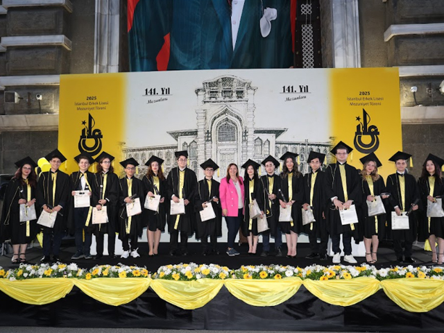 İstanbul Erkek Lisesi 141. Dönem Mezunlarını Uğurladı